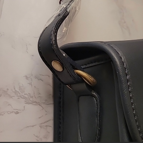 1/$40 - Any color - FASHION CROSSBODY HANDBAG - bundle to save more - Picture 10 of 12